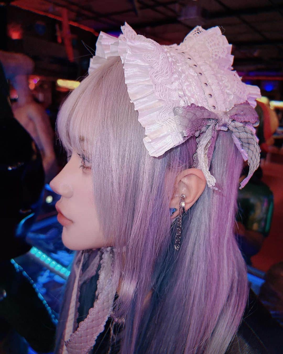 赤羽律のインスタグラム：「𝐇𝐄𝐀𝐃𝐃𝐑𝐄𝐒𝐒  OFFICIAL SITE ↓ https://www.stmftokyo.com/accessories」