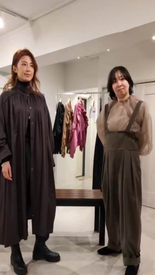 のインスタグラム：「いつものように、　 思いつきインスタライブ！　 残しますので、お時間おありの　 ときにご覧ください！  本日のインスタライブの　 お話しの中で登場された皆様　 井口さおりさん　のブランド　 Heimkunft（ハイムクンフト） @heim_kunft   平常さん @jo.taira.official  宮田大さん　@miyatadai_official  大萩康司さん　@yasujiohagi_official   #ブラッシュアップライフ　 @brushuplife_ntv #日テレ #安藤サクラさん #pixelphone6a　 #大萩康司さん#宮田大さん　 #平常さん」