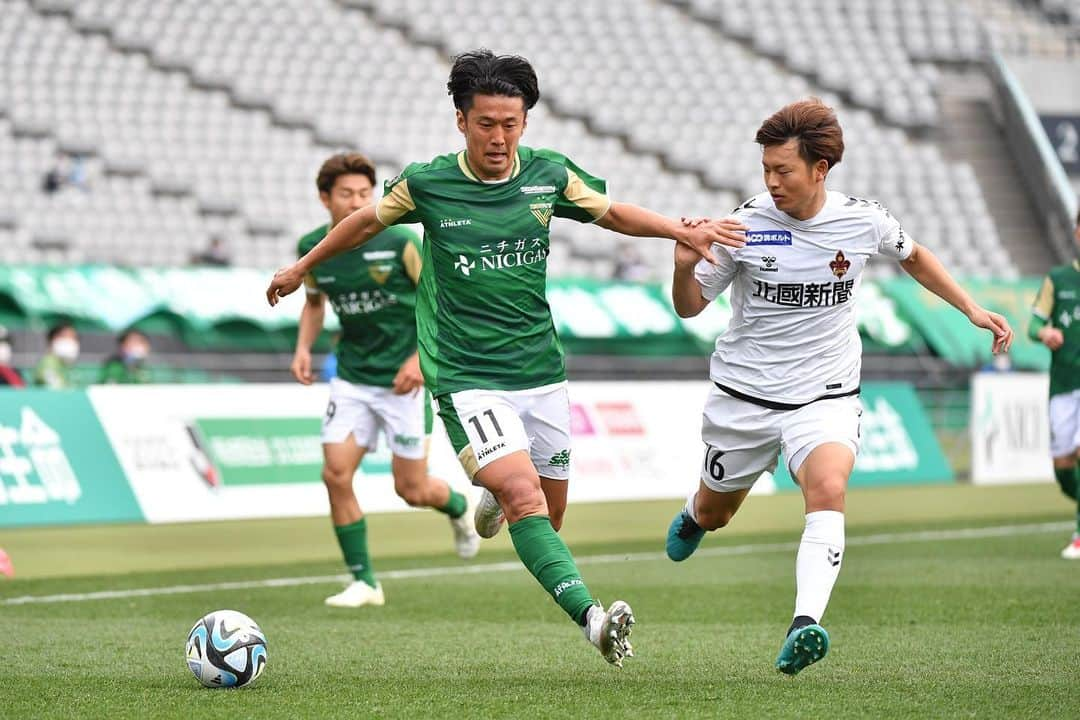 阪野豊史のインスタグラム：「Jリーグ開幕⚽️ みんなでつかみとった勝ち点3！ 良いスタート👍  #ヴェルディ　#tokyoverdy  #jリーグ　#j2」