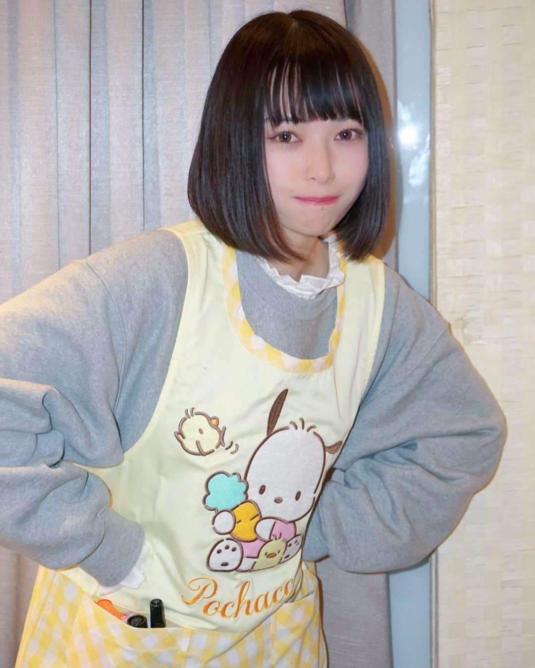 滝口ひかりのインスタグラム：「キラっキラっキラっキラっ 手はお膝、できるかな？  #滝口ひかり #takiguchihikari #wyenra #ゑんら」