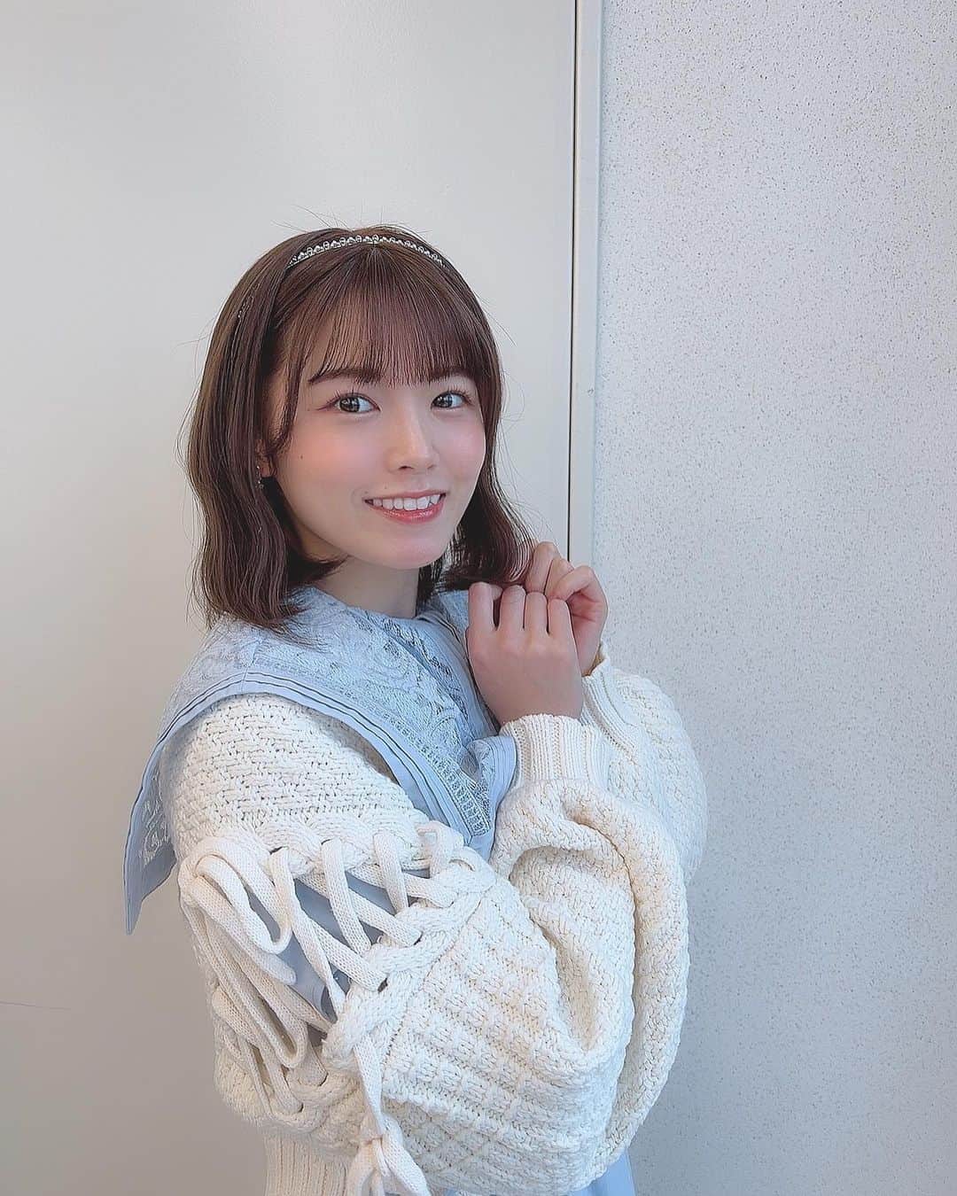 安藤千伽奈のインスタグラム：「･ ･ ･  お気に入りの服と共に🤍  おしゃべり会ありがとうございました！ みんなに出会えて、私は幸せだよ   #ootd  #lilybrown  #randa」