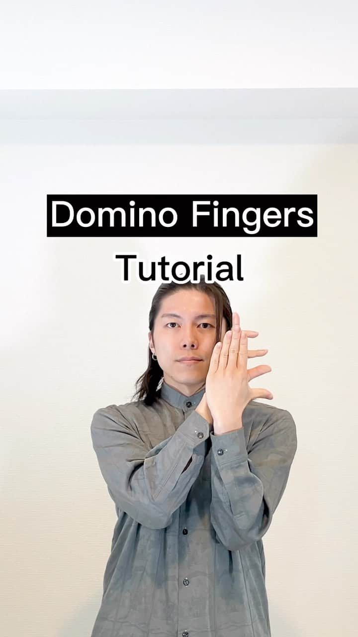 RYOGA -XTRAP-のインスタグラム：「[Tutorial] Domino Fingers 😎  Concept by @ryoga_xtrap   More tutting tutorial→ @tut_torial_   #tuttorial #tuttingtutorials #tuttingdance #tuttingchallenge #tutting #dancevideos #tuttingconcepts #geometry#sacredgeometry #shape #fingertutting #fingertut #タット #タットダンス #フィンガータット」