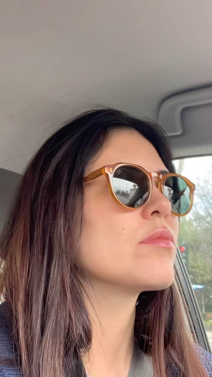 プリシラ・アーンのインスタグラム：「This is who I am now.  A mom driving around in a Prius, feeling cool for a moment singing the wrong words to @qmarsden on my way to drop off snack for her kid’s basketball team.  Life is good.」