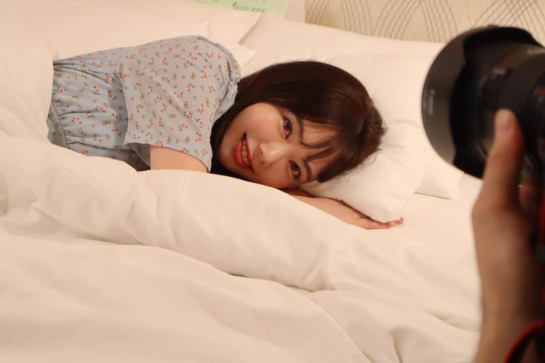 百瀬あすかさんのインスタグラム写真 - (百瀬あすかInstagram)「ずっと寝てたい〜🥱」2月20日 10時08分 - momo_asu_