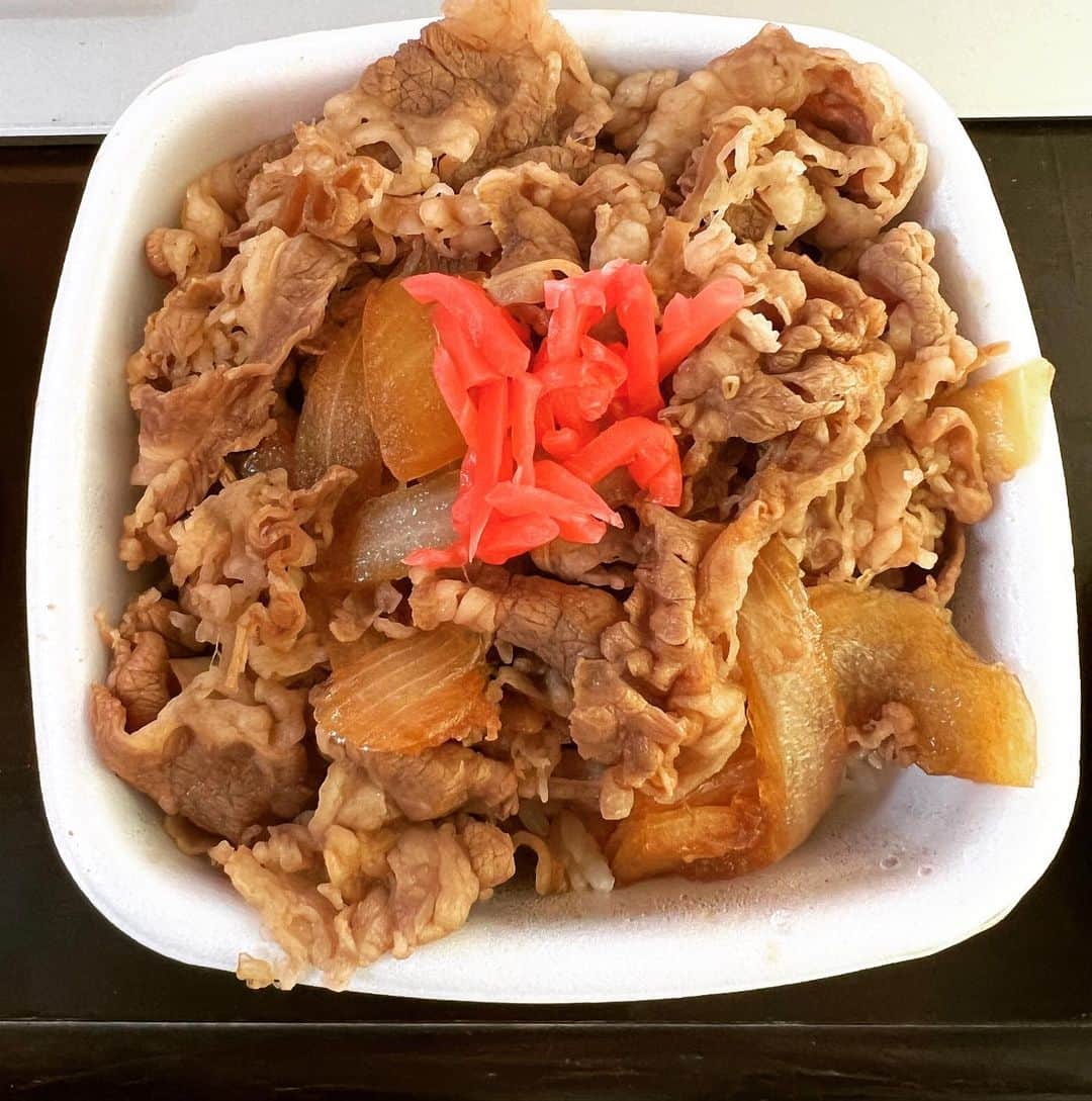 バカリズムのインスタグラム：「作業飯」