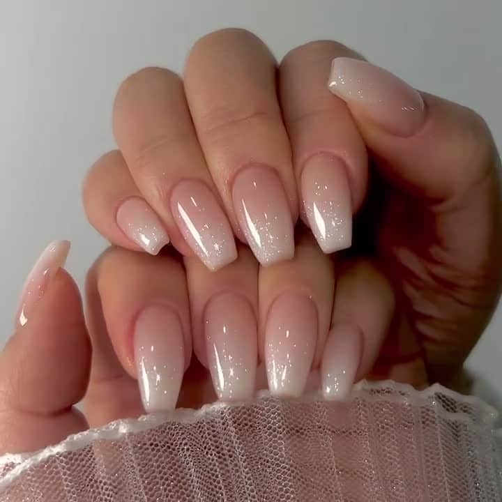 ipsyのインスタグラム：「Looking to switch up your go-to mani? Tap the link in bio for 7 invisible French manicures that feel classic yet trendy! 💅: @nailmc.nail #IPSYYouAreLoved #IPSY」