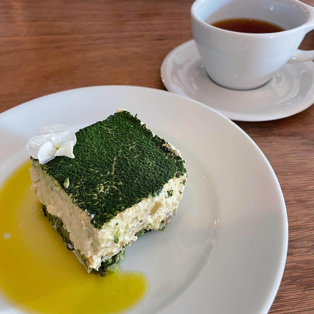 尾花貴絵のグルメインスタ