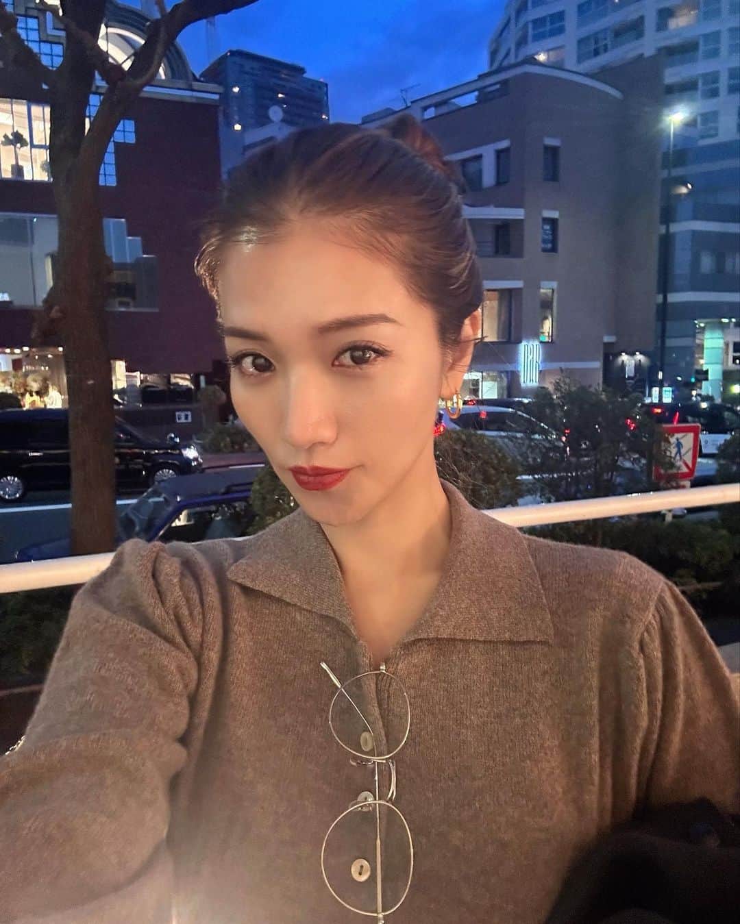 のインスタグラム：「🍡🍡🍡🌝  食べて飲んでしあわせをほおばる 今日は何作ろう  _________________________  #love #life #loveislove  #hair #up #newmoon」