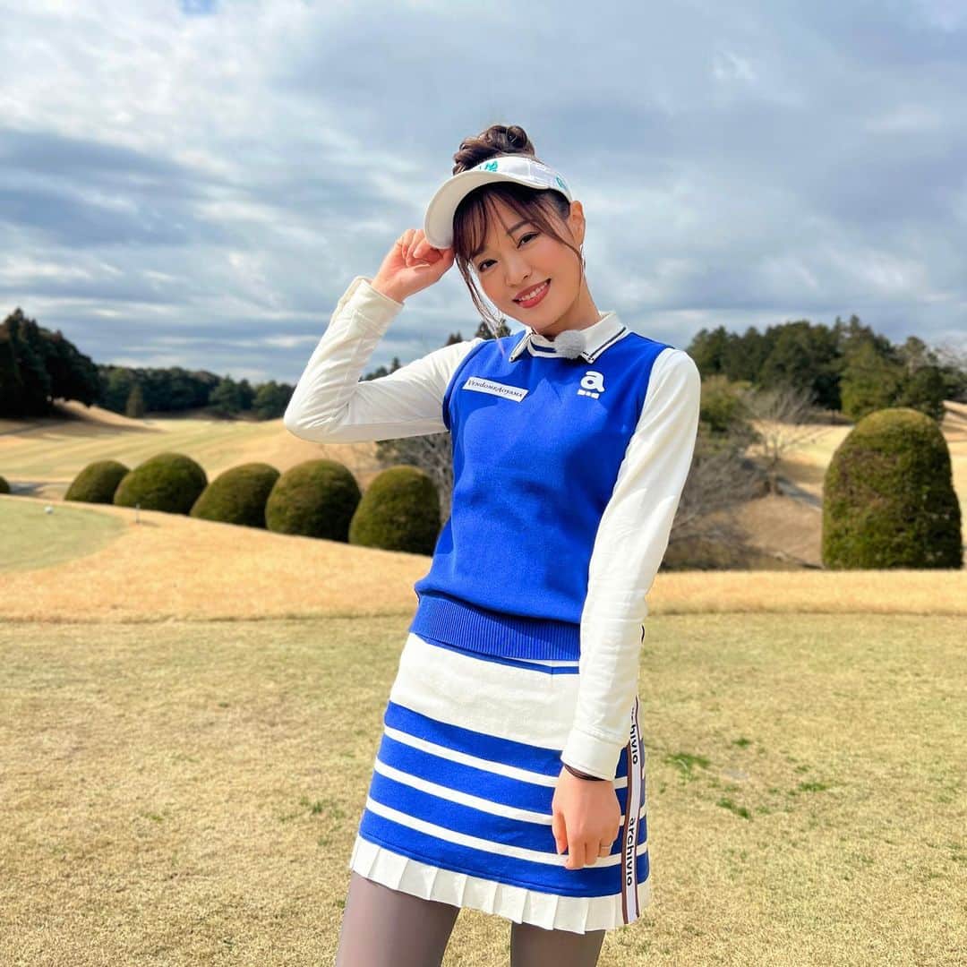 高橋としみのインスタグラム：「今日の撮影コーデ⛳️ @archivio.official のセットアップ✨ 展示会で一目惚れしたウェアだよ❤️  他の色も可愛いからチェックしてみて✨  ウェア　@archivio.official  シューズ　@footjoy.japan   #ゴルフ#ゴルフ女子#高橋としみ#アルチビオ#archivio#ゴルフコーデ#ゴルフウェア#golf」