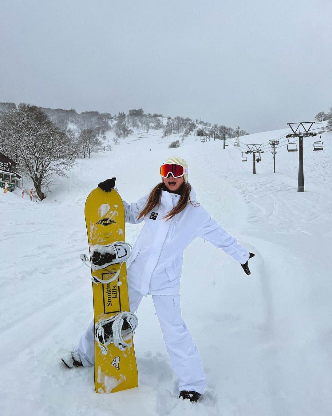 のインスタグラム：「． 最近の趣味たち♡ 板とビンディングおにゅうにしたら まじで滑りやすくて早く次行きたい🏂 ゴルフは相変わらずスコアはめちゃくちゃだけど ただ楽しんでます🏌🏽‍♀️⛳️」
