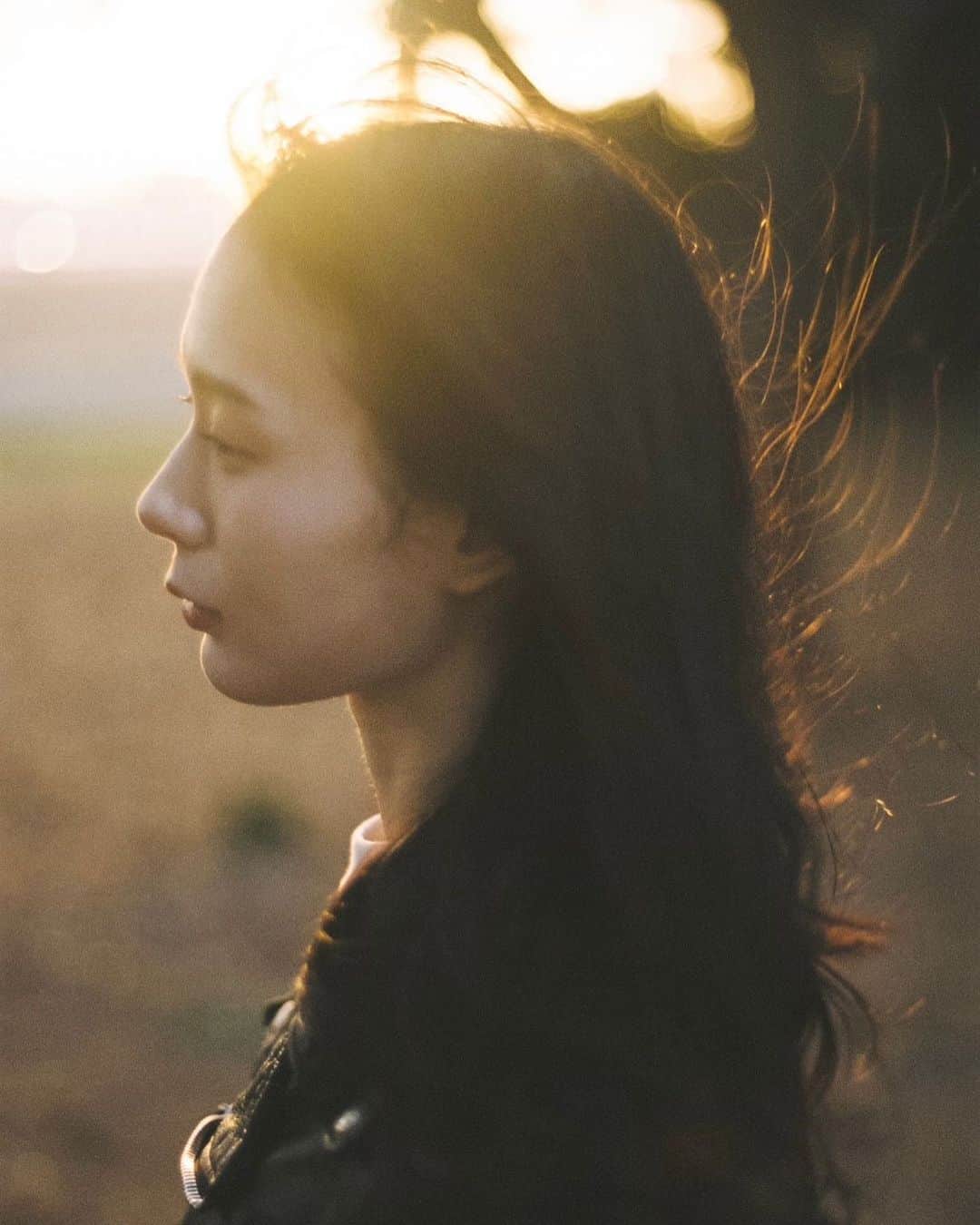のインスタグラム：「I will always love me because I'm a daughter of my mom forever. Purely, love you, thank you. Please keep studying English, and we will go to many countries around the world together!」