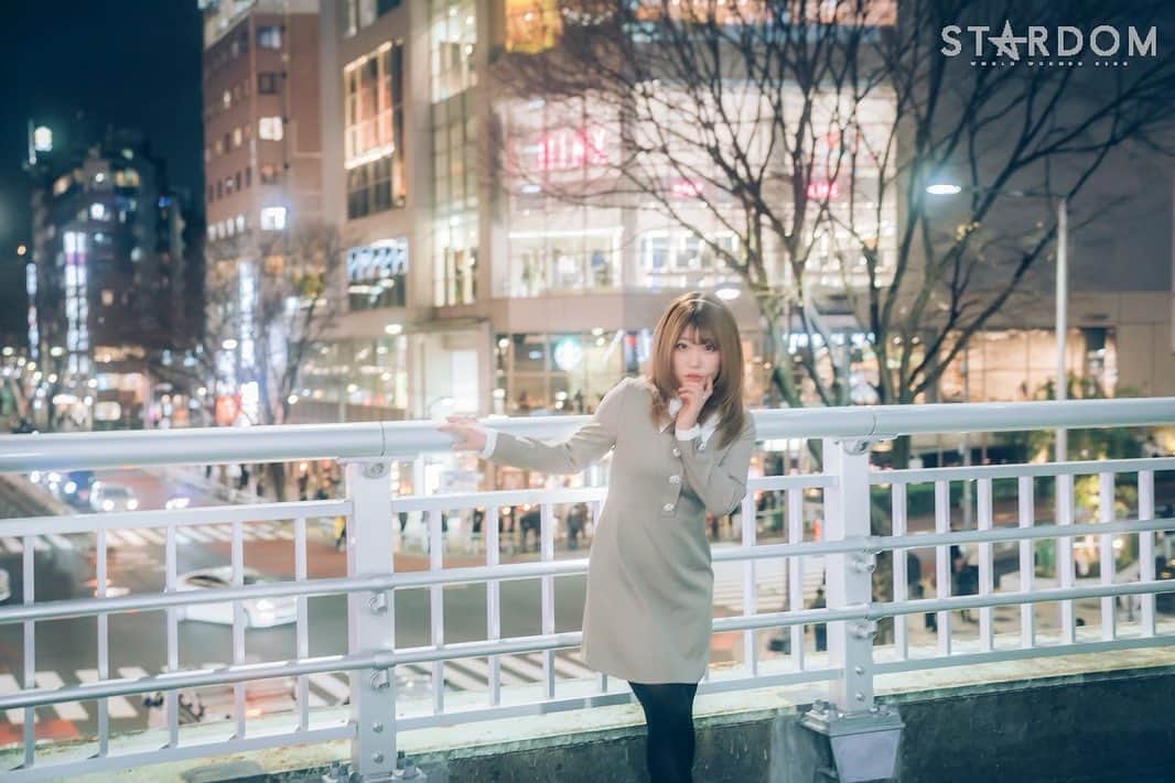 中野たむさんのインスタグラム写真 - (中野たむInstagram)「#shibuya #歩道橋 #lilybrown」2月20日 21時16分 - tam_nakano