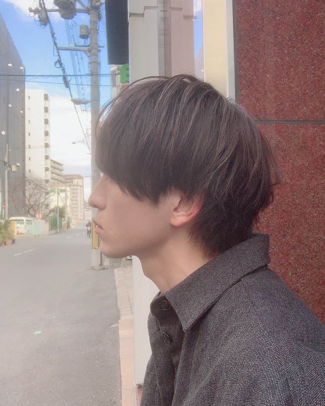 黒崎澪音のインスタグラム：「横の顔🤔」