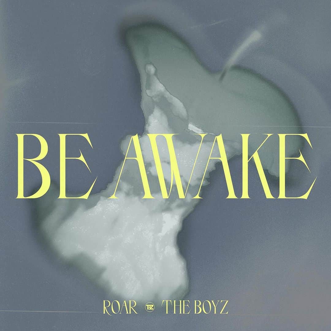 のインスタグラム：「wrote n produced 2 songs for THE BOYZ this time on track no.1 “Awake” & no.2 the Title “ROAR” 더보이즈 친구들 신보 1번 트랙과 2번 타이틀 트랙 함께 작업했어요😉 go stream for the boyzzzz! enjoyyyyyyyy🦁 S/O to @deez_soultriii @yunsu_soultriii @soultriii.global 🫀❤️」