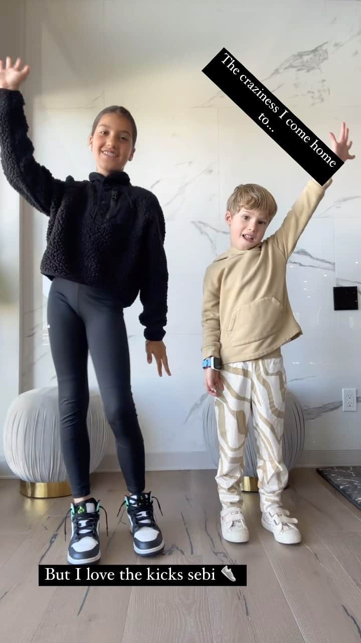 エリック・ウィンターのインスタグラム：「When they get along…. Life is good 😂 @sebitennis and D #worktodo #dancing」