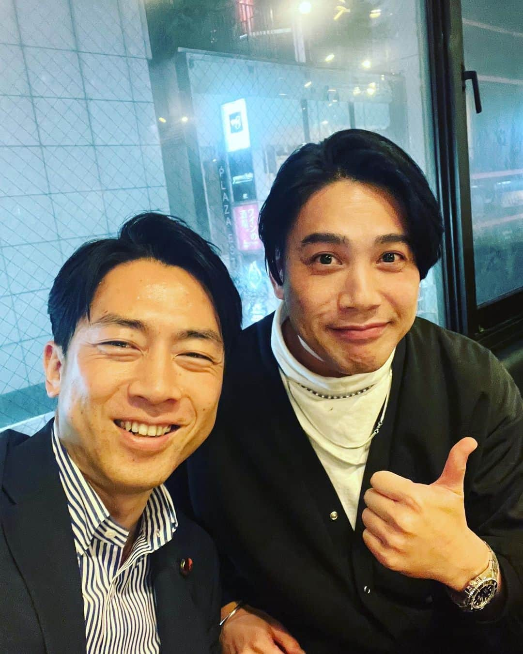 瀧川鯉斗さんのインスタグラム写真 - (瀧川鯉斗Instagram)「小泉進次郎さんが寄席に来て下さり 寄席終わりで食事しました。 伝統芸能落語の新たな発展をして行こう！」2月21日 19時23分 - koitotakigawa