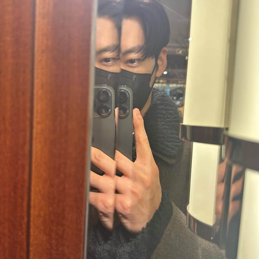 キム・ウビンさんのインスタグラム写真 - (キム・ウビンInstagram)「다시 겨울」2月21日 12時04分 - ____kimwoobin