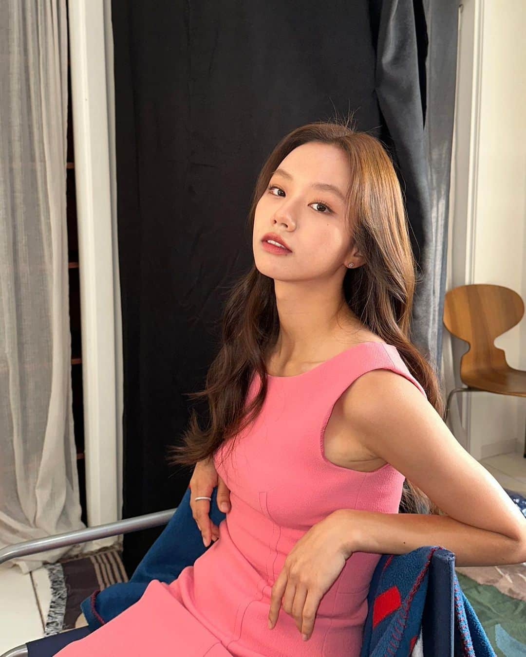 ヘリ のインスタグラム：「푸응 다이어트 촬영 했을 때 💖」