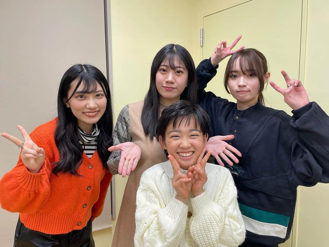 村山輝星のインスタグラム：「#どよよん生放送 ご視聴ありがとうございました☺️☺️☺️  アーカイブあります！  また、放送前〜放送中〜放送終了後の様子を きらりチャンネルに後日アップ予定🌟  さらに！ どよよんチャンネルでは、後日 「どよよんのおまけ(仮)」をアップ予定✊🏻  是非、チェックお願い致します🙇‍♀️✨」