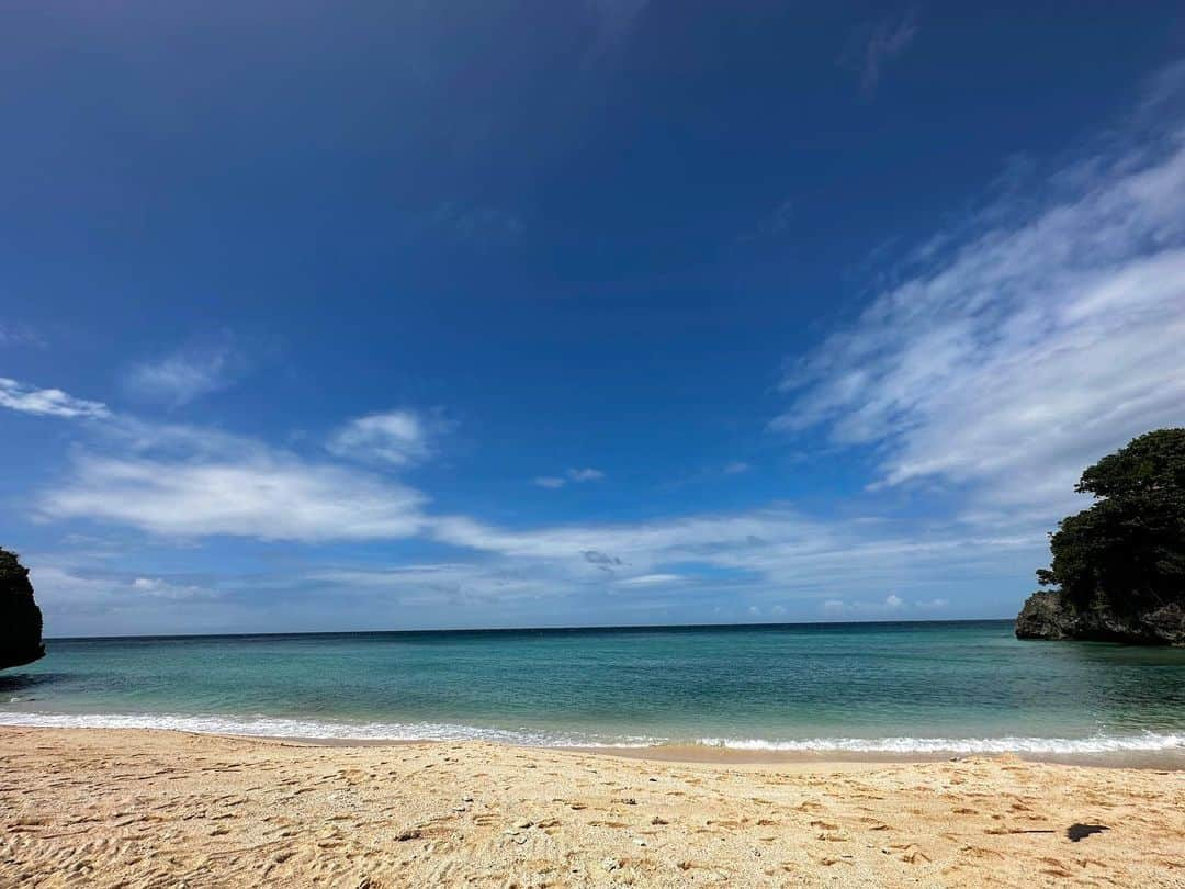 志保さんのインスタグラム写真 - (志保Instagram)「🏖🇵🇭」2月21日 20時38分 - shiho__official