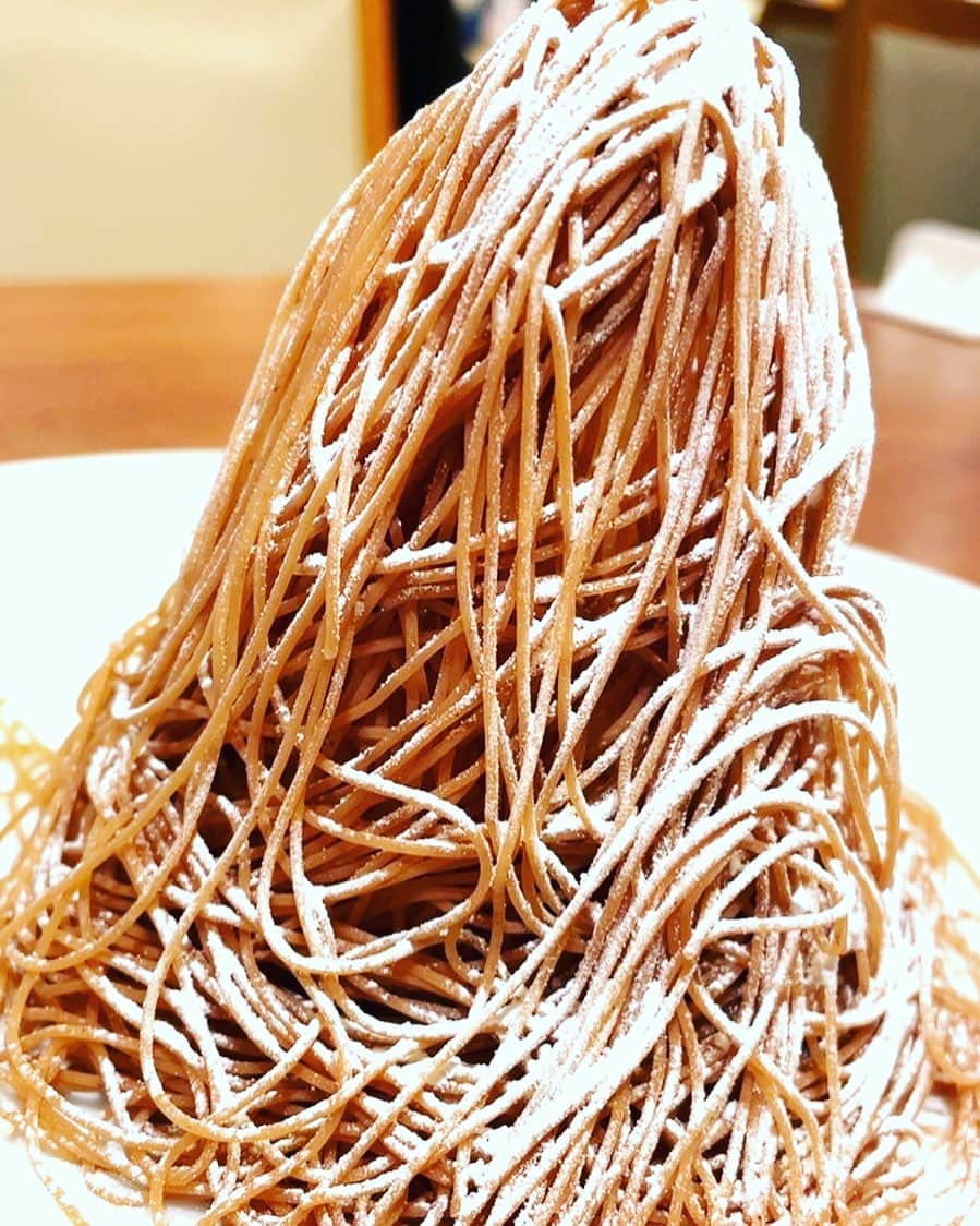 鶴久政治さんのインスタグラム写真 - (鶴久政治Instagram)「中にバニラアイスが…ご馳走様。」2月21日 20時57分 - masaharutsuruku