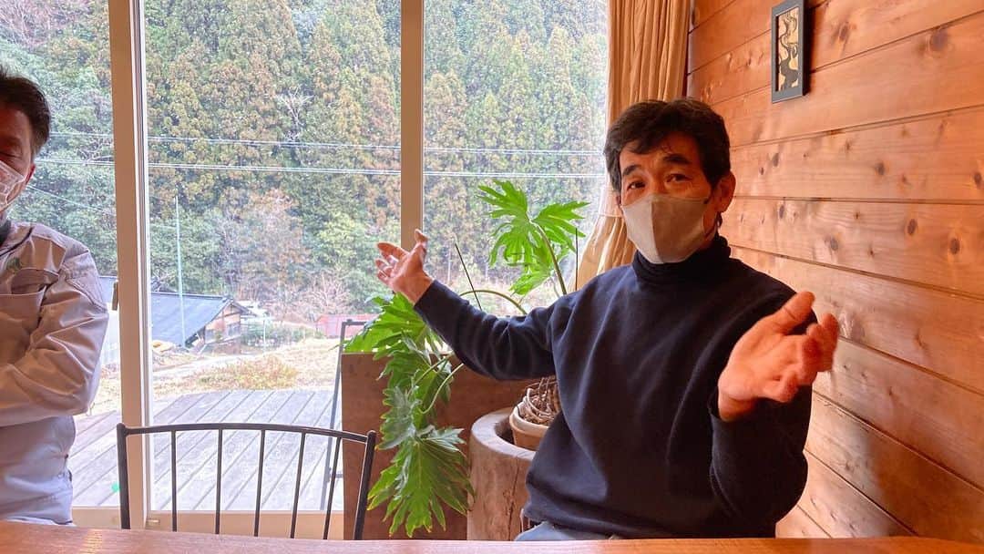 小谷あゆみさんのインスタグラム写真 - (小谷あゆみInstagram)「#日本農業遺産　 訪ねる旅3日目〜 #聖地高野山を支える有田川上流域の農業システム #つなぐ棚田遺産 #あらぎ島 #沼の棚田」2月21日 22時19分 - vegeanaayu