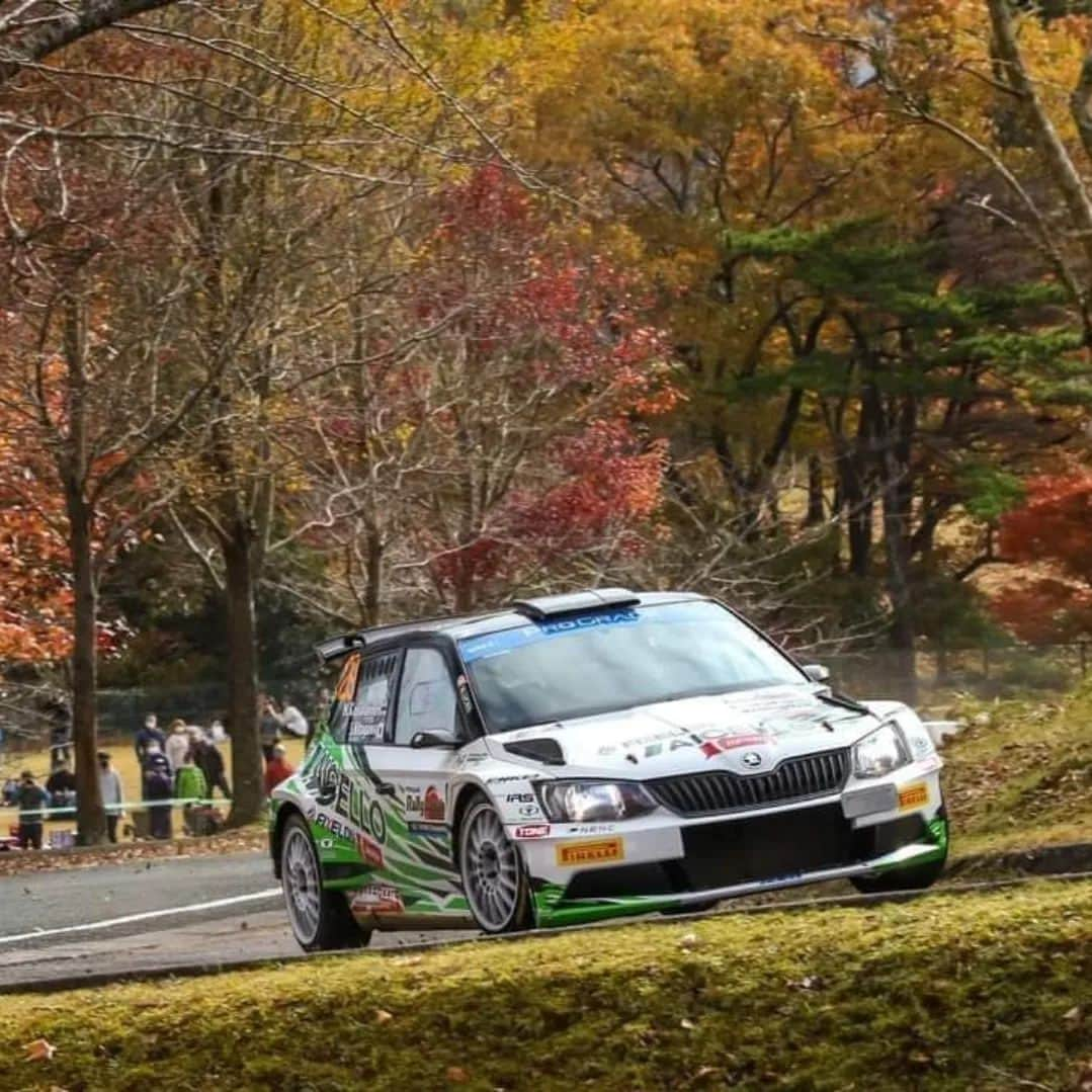 ヘイキ・コバライネンのインスタグラム：「Looking forward to another year with Rally Team AICELLO and my co-driver @kitagawasae, it'll be my 9th consecutive season competing in Japan. 7 rounds of the Japanese Rally Championship as well as the WRC round in November. Happy to get back on tarmac as the snow has been a bit of a struggle so far in the Finnish Rally Championship 😂😂」