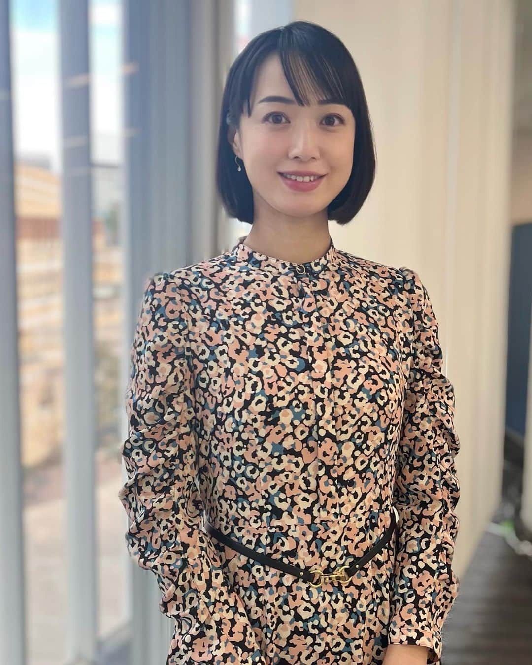 のインスタグラム：「テレビ朝日アナウンサーの 八木麻紗子（やぎまさこ）です。 この度Instagram、はじめました🌸  番組で着用した衣装や仕事のこと 日々のことなどをマイペースに綴ろうと思っていますので、 よろしくお願いいたします。 少しずつ成長していきます🏃‍♀️  #八木麻紗子  #テレビ朝日アナウンサー  #インスタはじめました」