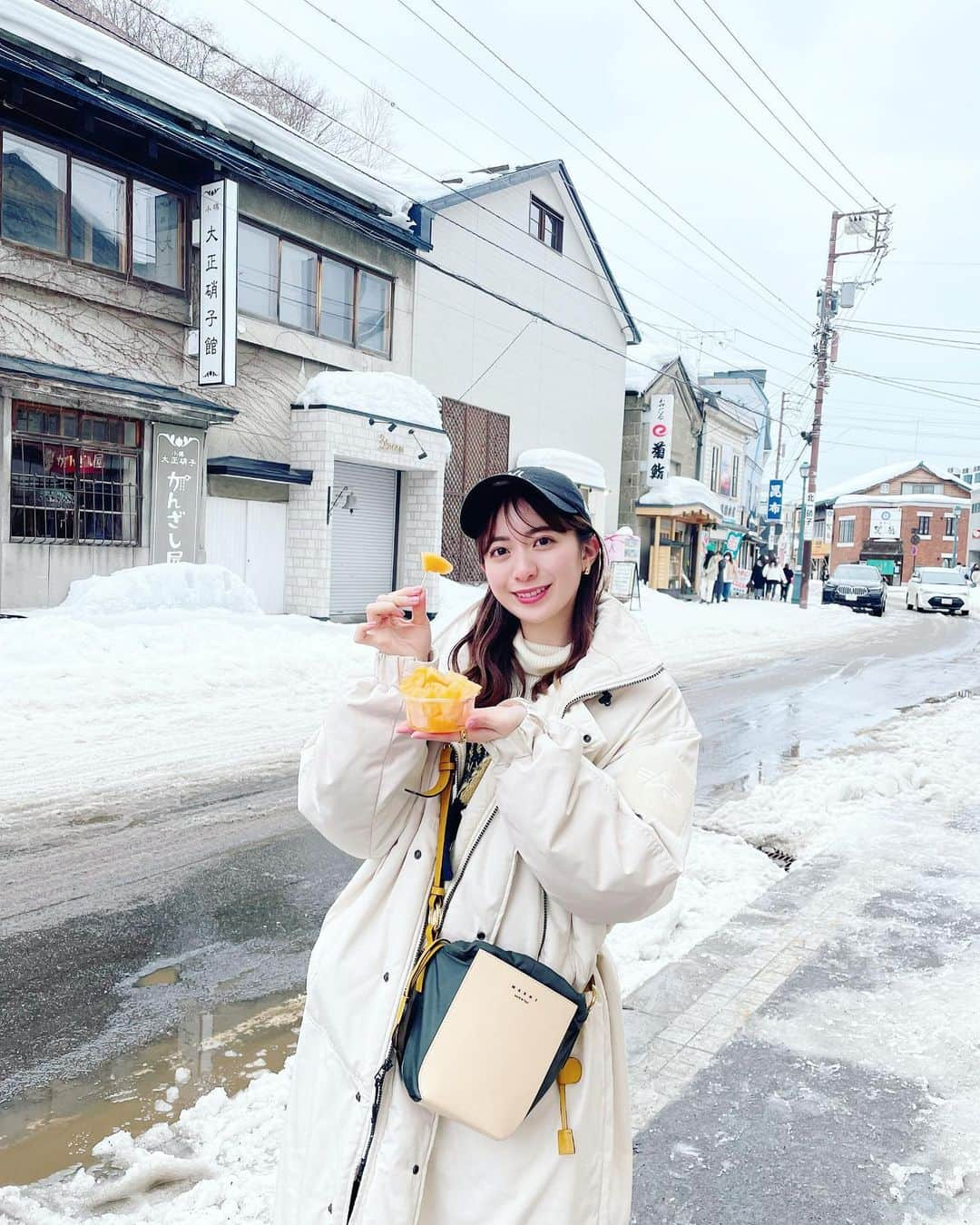 農海姫夏さんのインスタグラム写真 - (農海姫夏Instagram)「北海道☃️🧡 ・ ・ #北海道旅行#小樽#メロン」2月22日 14時11分 - hina_noumi