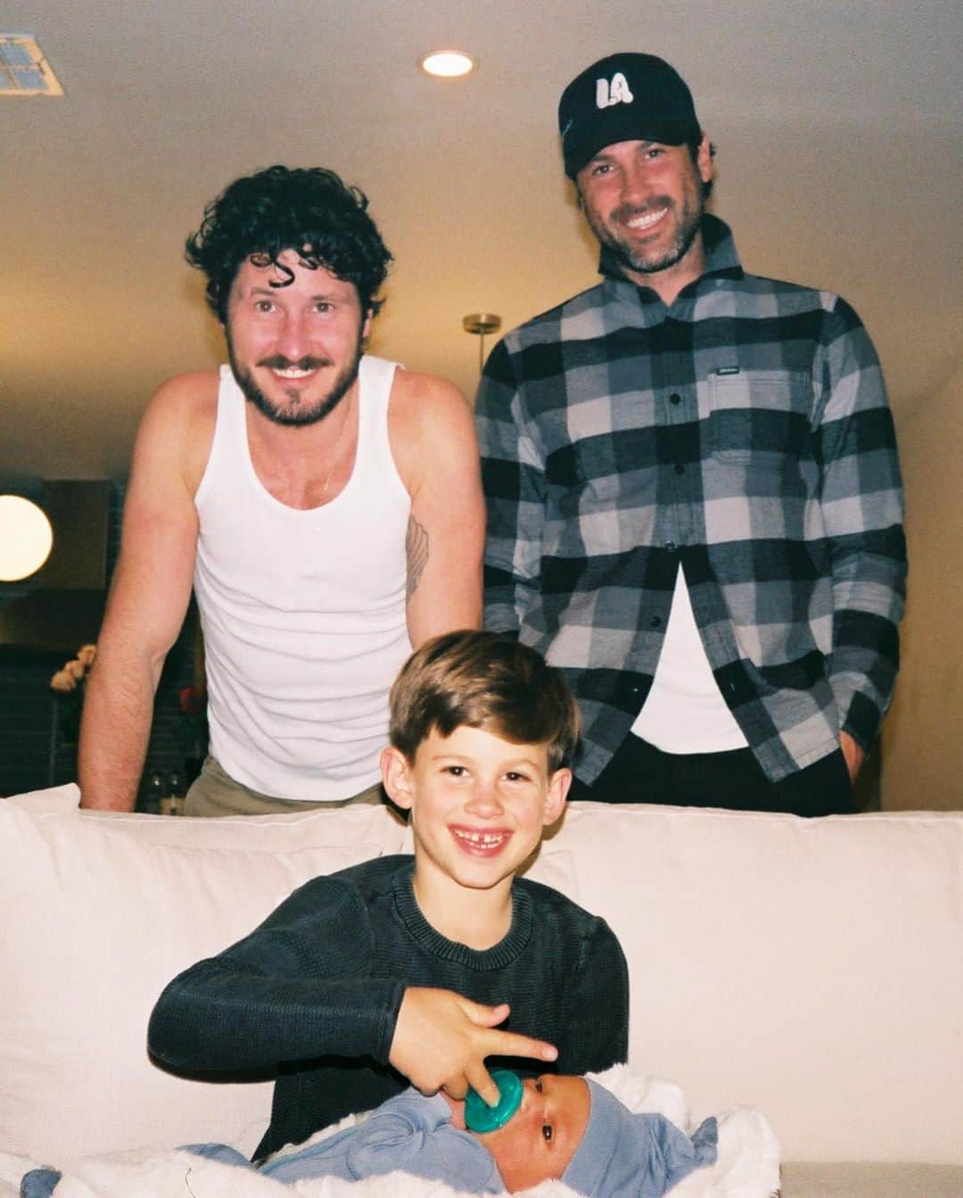 のインスタグラム：「A Rome recap ⚡️ 1. The Chmerkovskiy boys 2. Getting ready to go to the dog park 3. We love beanies 🥹 4. Milk drunk  5. Rolls on rolls on rolls 6. Posing 7. @kikinyemchek is so funny  8. Bath time is our favorite 9. Uncle @maksimc first lesson on cucarachas 10. First flight to Utah」