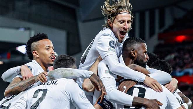 カルロ・アンチェロッティのインスタグラム：「Una victoria prometedora para intentar resolver con nuestra afición en casa. #HalaMadrid #UCL」