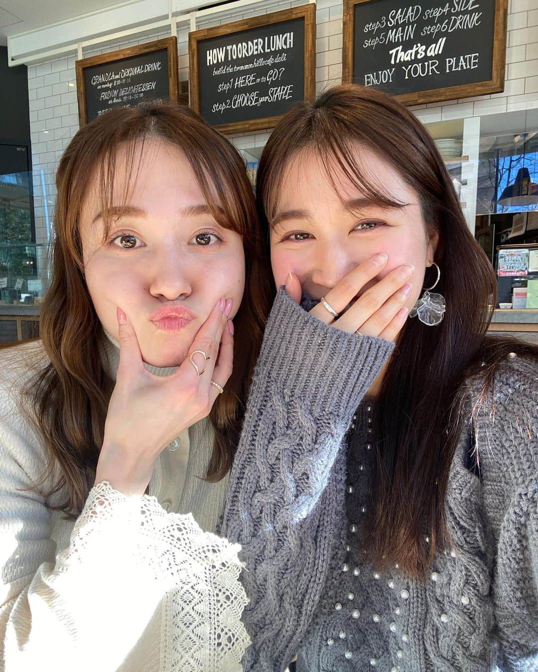 後藤夕貴のインスタグラム：「😗🤭 ㅤ ちょっと前の、 親知らずとった1週間後のわたし ろびんぬとランチした日🍽  #むくみマン #定期的に会ってるよ」