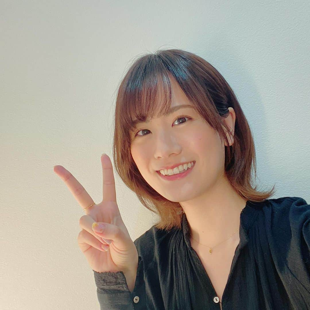 瀬戸麻沙美さんのインスタグラム写真 - (瀬戸麻沙美Instagram)「「陰の実力者になりたくて」最終話放送記念生配信でした〜！  season2決定の報❗️  お楽しみに😏  明日は鈴木みのりちゃん　@minoringo_official  のラジオのイベントに参加させていただきます(*´꒳`*) 会えるの楽しみ！早く寝よう∩^ω^∩  #陰の実力者になりたくて」2月22日 22時29分 - seto_asami