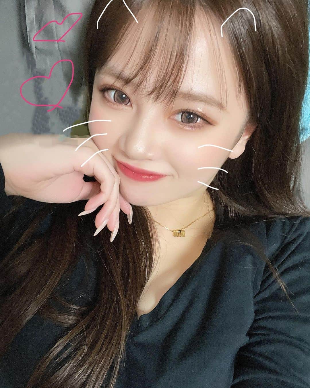なあぽよのインスタグラム：「猫の日と言うことで🐱♡(体調悪くて死んでます)😿  ︎︎  ︎︎ #絵が雑って言わないで🥲#猫の日」