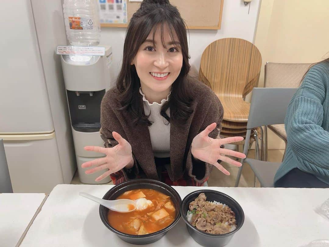 上西恵さんのインスタグラム写真 - (上西恵Instagram)「楽しい撮影に 美味しいご飯に 幸せな1日でした ⠀」2月22日 23時17分 - jonishi_kei
