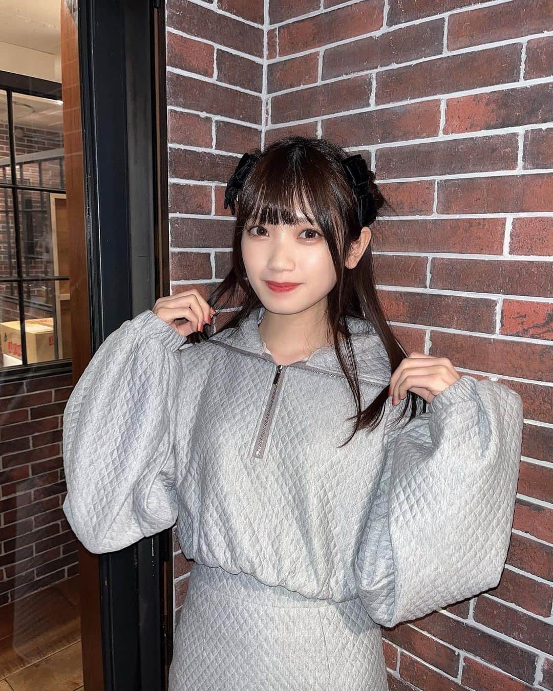のインスタグラム：「るんるん🐈‍⬛🎵」