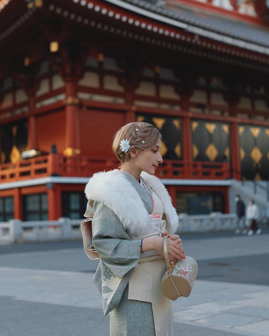 ナイトのインスタグラム：「First time to wear kimono in Asakusa 🇯🇵」