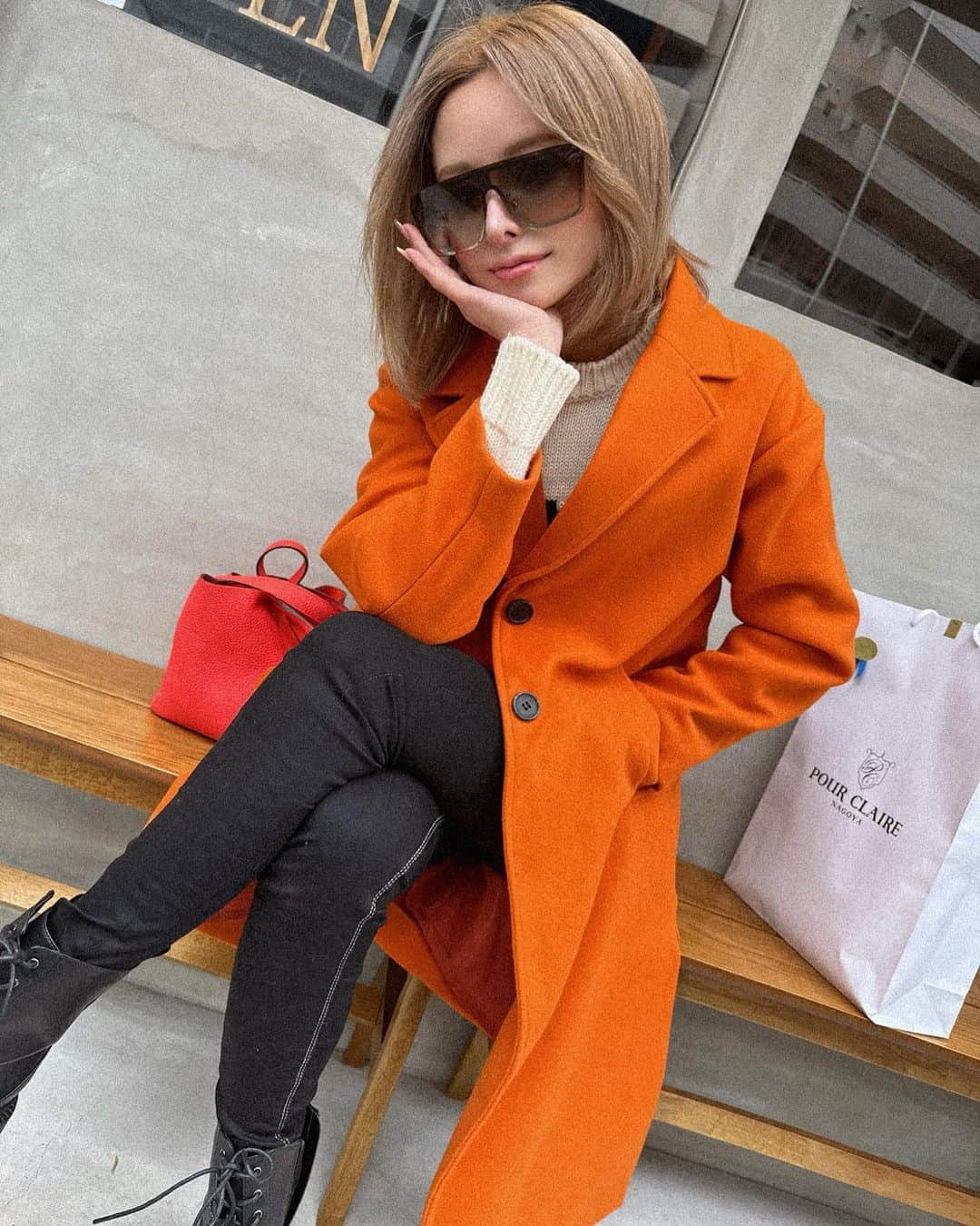 のインスタグラム：「. 😎🧡」