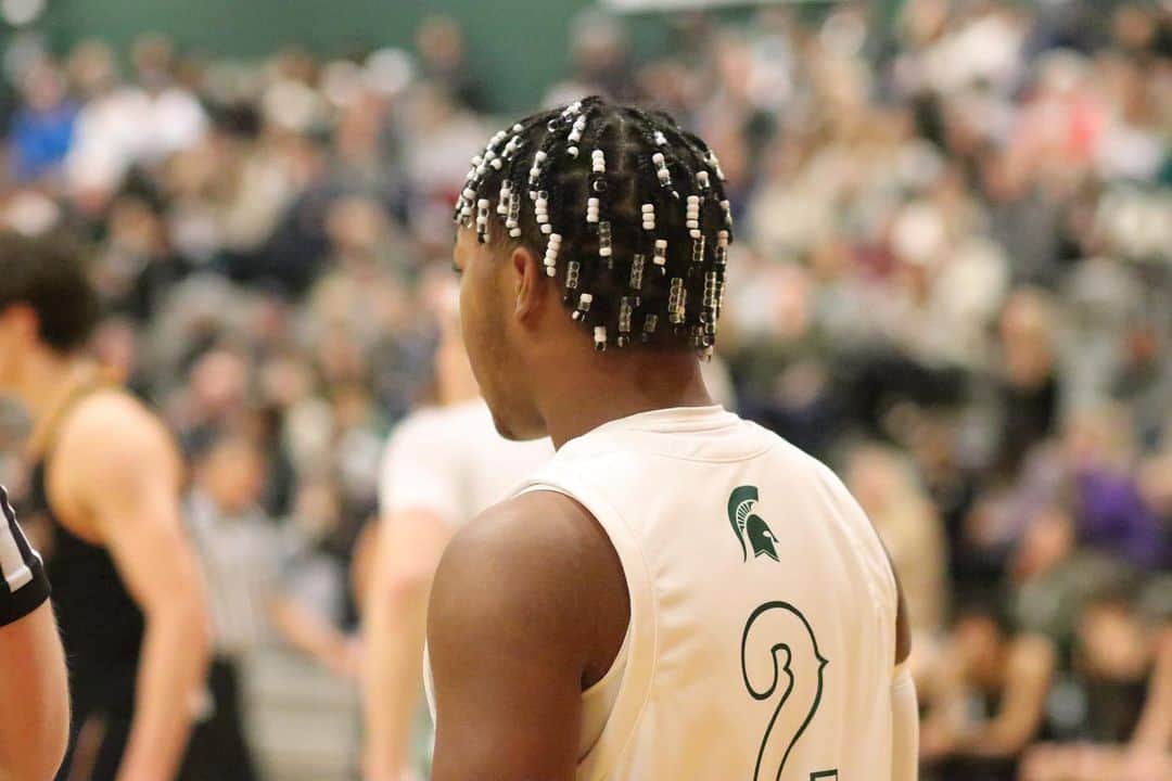 ネイト・ロビンソンのインスタグラム：「My heart is cold Brick, like shaq at the freethrow❄️🧊」
