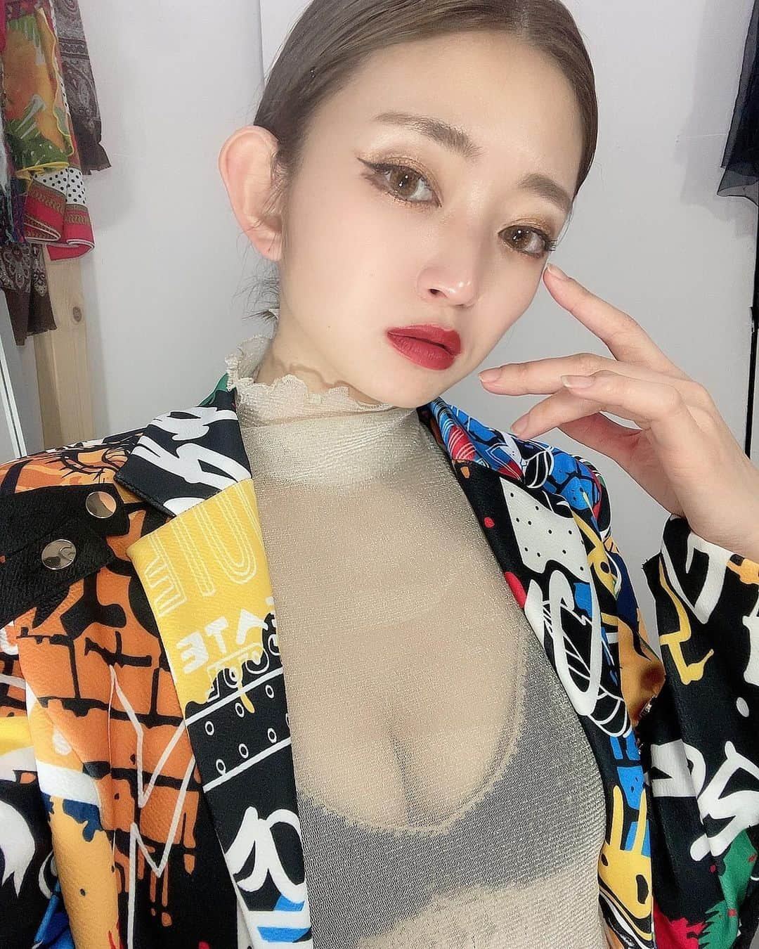 宮越愛恵さんのインスタグラム写真 - (宮越愛恵Instagram)「😈❤️❤️  . . . .   #fashion #モデル #撮影 #ピンク #ピンクヘアー #ヘアスタイル #エイサク系女子 #メイク #セルフメイク #コスメ #beauty #make  #model #make #fashion #shein」2月22日 18時49分 - mana.chun