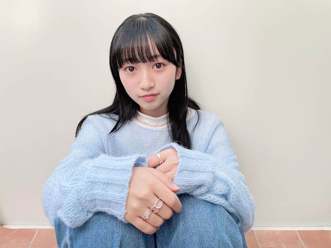 のインスタグラム：「🦋  今、私の中では水色ブームがきています🫧  皆さんは何色ブームですか？🤍  #横溝菜帆」