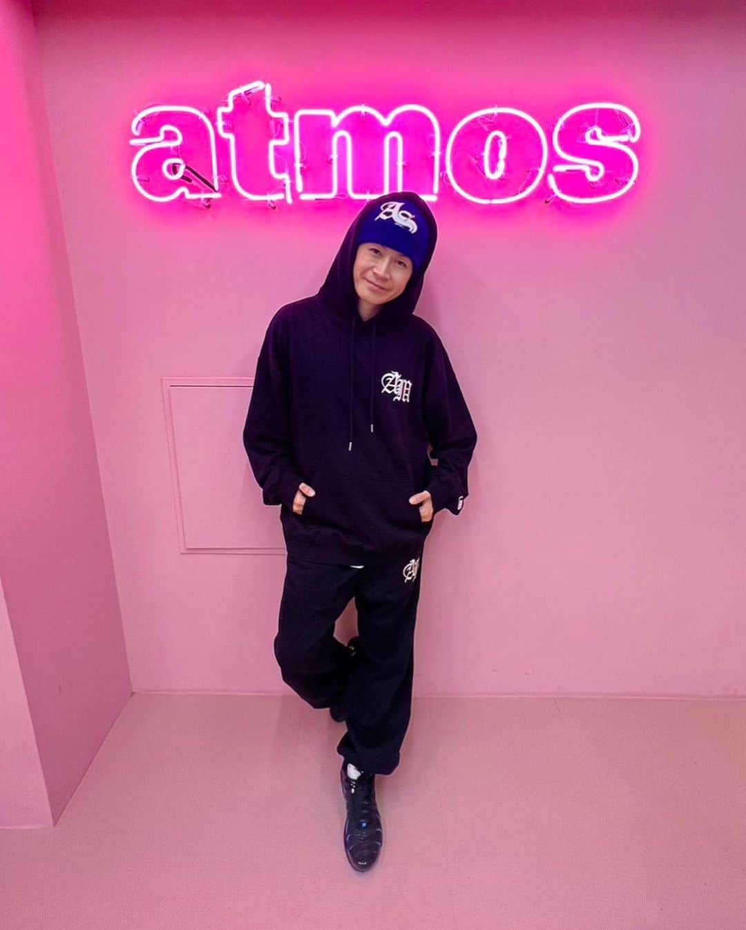 Achiのインスタグラム：「1.18 WS&トークセッション @atmospink_dance_official  @atmos_pink_shibuya   👕👖&👟 @atmos.pink_official   横須賀出身の女性芸人さん @rui_tontokoton   ご一緒させていただきありがとうございました🫱🏻‍🫲🏼✨  控室での同郷トークとても楽しかったです😊✌🏻」