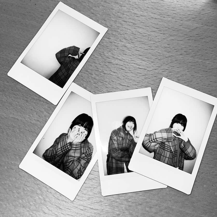 吉田莉桜さんのインスタグラム写真 - (吉田莉桜Instagram)「私のちぇき、📸  早く皆のトコロに届け〜。」2月22日 19時29分 - yoshida_rio_official