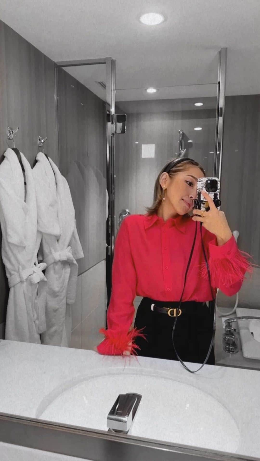 のインスタグラム：「＜MONDAY＞ ZARA／GRL  ＜TUESDAY＞ GRL／Sirin  ＜WEDNESDAY＞ ZARA／GRL  ＜THURSDAY＞ ナルシス  ＜FRIDAY＞ DHOLIC／URBAN REVIVO  ＜SATURDAY＞ ナルシス  ＜SUNDAY＞ GRL  ＜小物＞ CELINE／Dior」