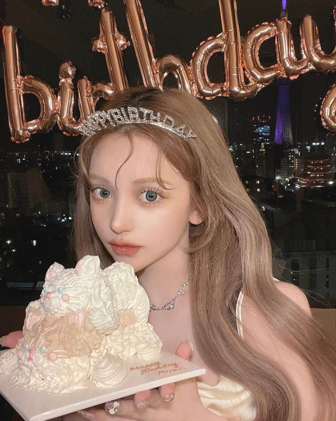 _lulushuのインスタグラム：「23👸🏼🎀🎂0221 new color💇‍♀️ @tamako_tamako」