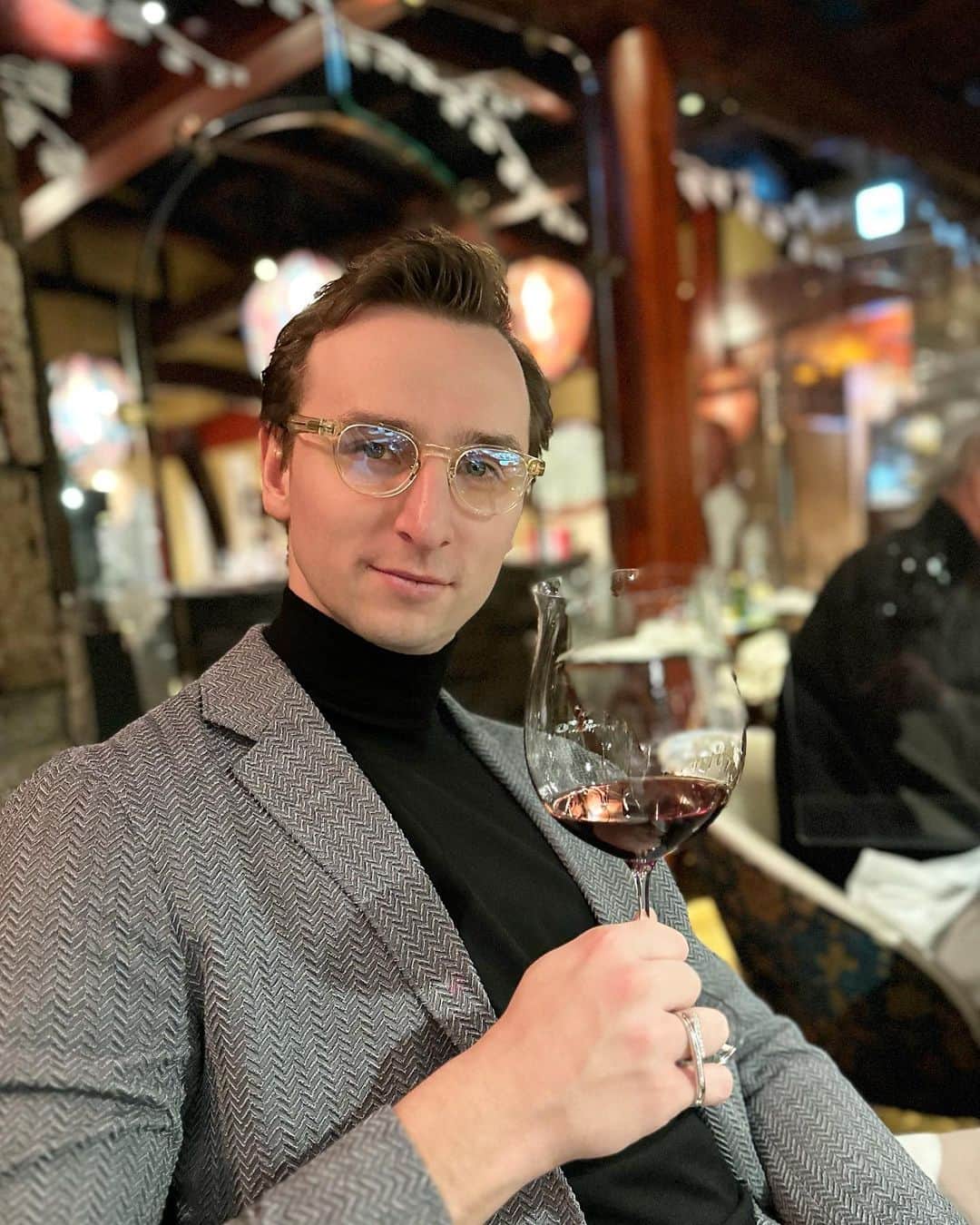 エリマネのグルメインスタ