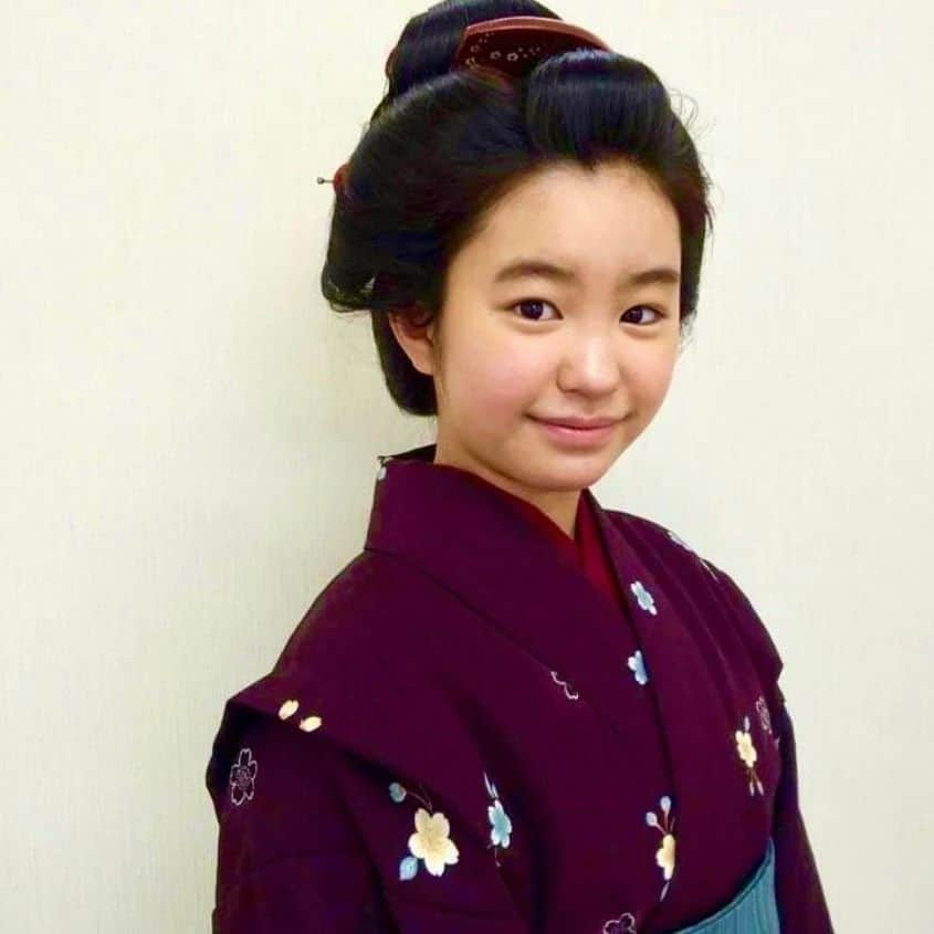 清水香帆さんのインスタグラム写真 - (清水香帆Instagram)「「大奥」7話に、信（徳川吉宗の幼少期）役として出演しました💕 撮影はとても緊張しましたが、楽しく演じることができました！  お着物の色もお花もとっても綺麗でした〜🥰❤️ #ドラマ10大奥 #大奥 #清水香帆」2月22日 21時06分 - kaho_shimizu_official