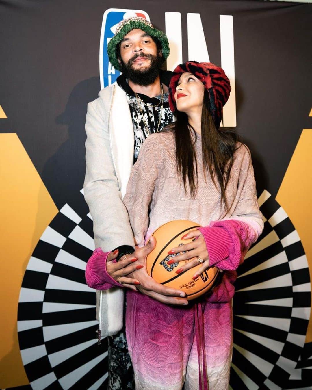 ジョアキム・ノアさんのインスタグラム写真 - (ジョアキム・ノアInstagram)「Proud to see the representation of the mother land at All Star Weekend in Salt Lake City.   The beauty and the diversity was on full display on our biggest stage. Shout out to all involved in making this happen.」2月22日 22時07分 - stickity13