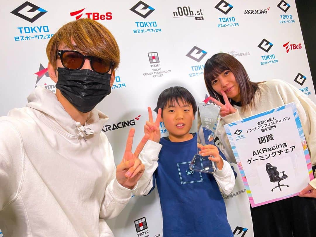 よみぃさんのインスタグラム写真 - (よみぃInstagram)「東京eスポーツフェスタ2023  「太鼓の達人ドンダフルフェスティバル」決勝大会 解説で出演しました  一般部門・親子部門で優勝された皆さんおめでとうございます〜！！！  #太鼓の達人」1月29日 22時33分 - yomii_431