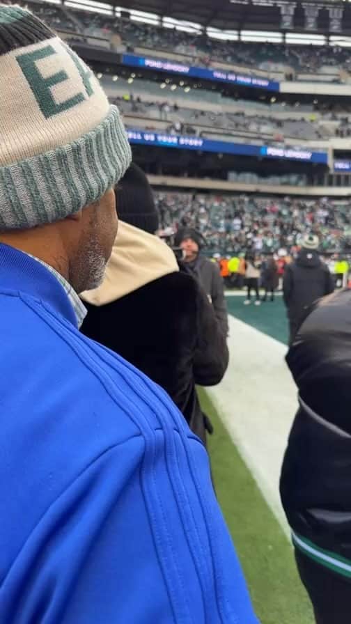 のインスタグラム：「Eagles 🦅」